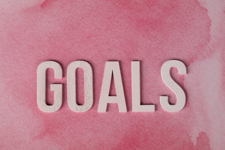 How to Stay Motivated Every Day and Reach Your Goals Faster: Proven Strategies for Success